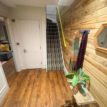 Stunning Brighton Seaside 2-Bedroom Townhouse With Patio, Sleeps 6 Екстер'єр фото