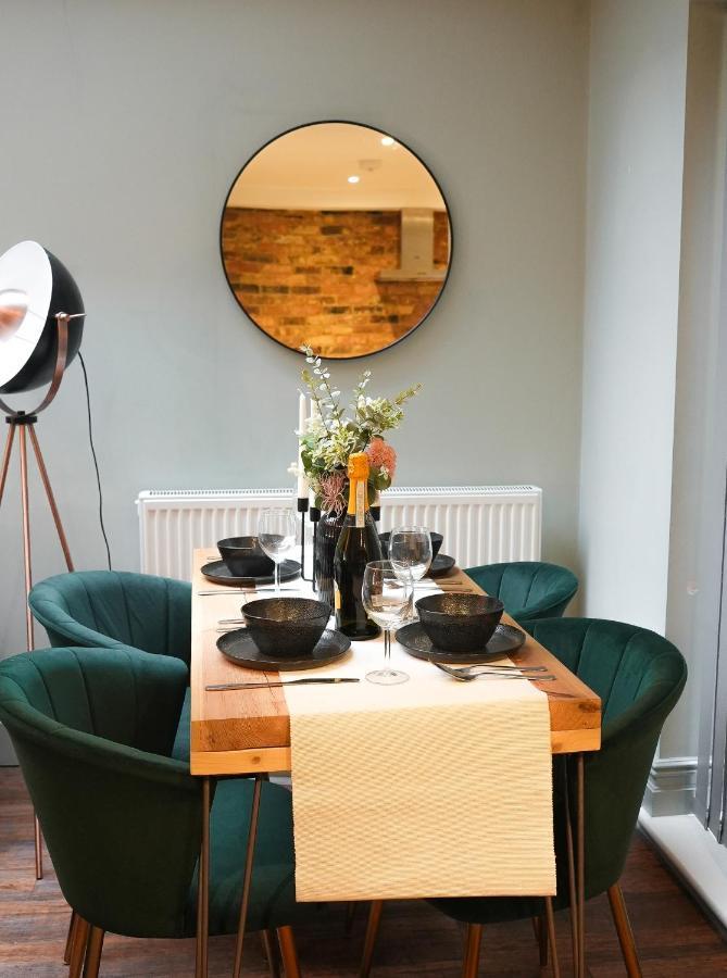 Stunning Brighton Seaside 2-Bedroom Townhouse With Patio, Sleeps 6 Екстер'єр фото